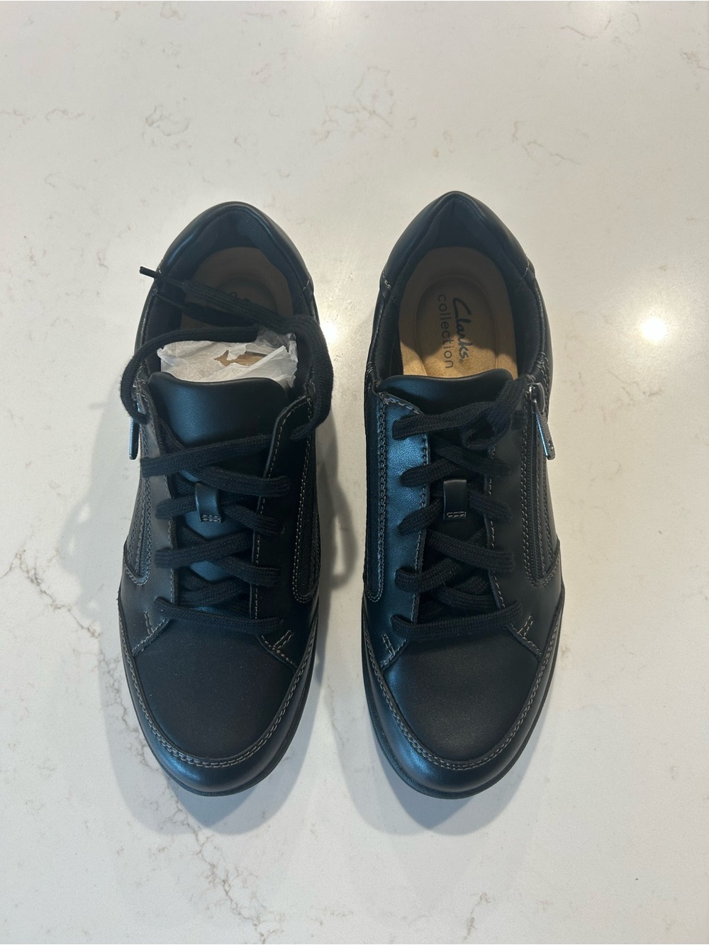 Clarks women’s shoe, new size 10